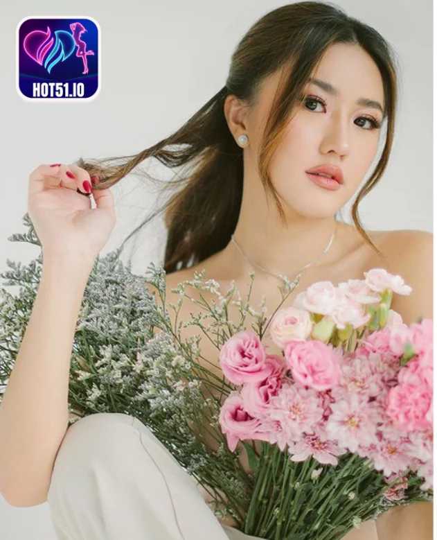 Michelle Pangemanan-Hot51