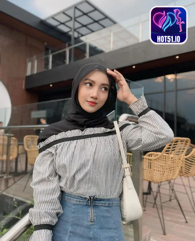 𝓈𝒽𝓃𝓉𝒹𝓌𝐿-Hot51