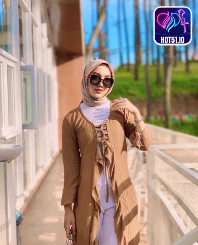 𝓈𝒽𝓃𝓉𝒹𝓌𝐿-Hot51