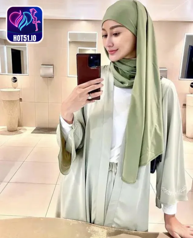 Ayu Maulida Putri-Hot51