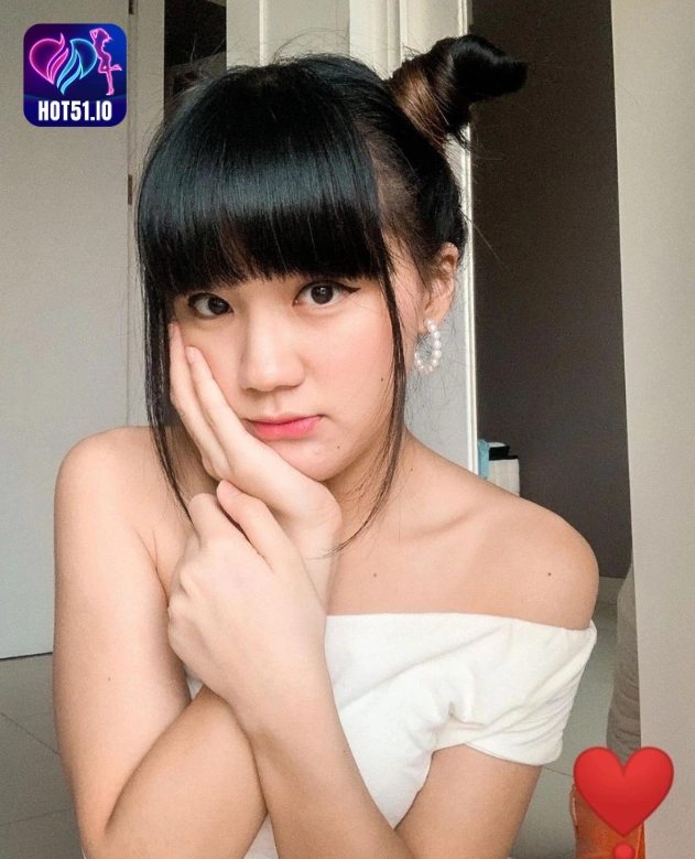 Cindy Gulla-Hot51